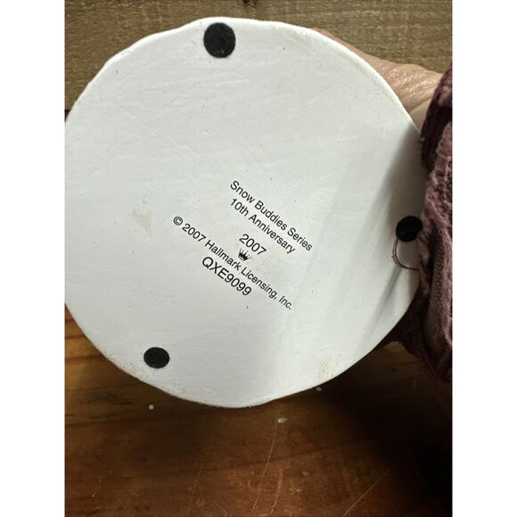 Hallmark Limited Quantity Snow Buddies Snow Globe In Box - Picture 7 of 8